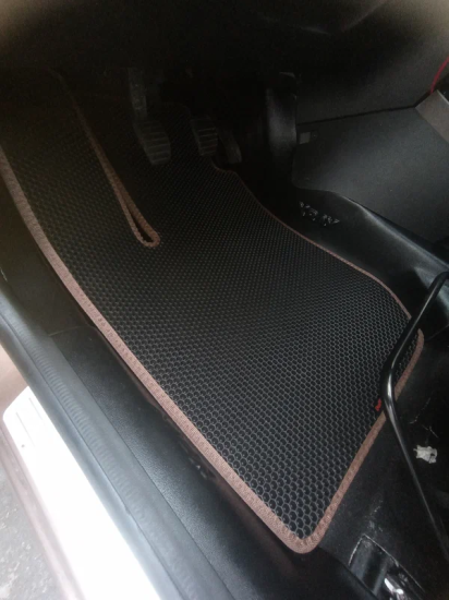 Автомобильные коврики Lada XRAY (2015 - ...)